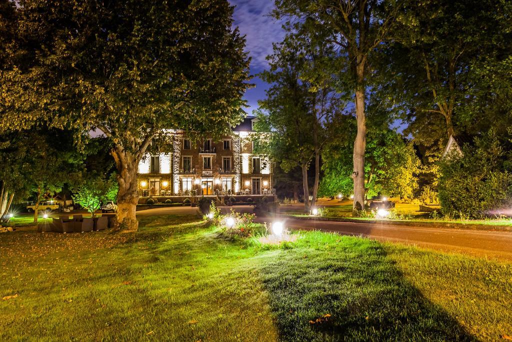 Logis Hotel & Restaurant - Le Manoir De Sauvegrain Saint-Lambert  Ngoại thất bức ảnh