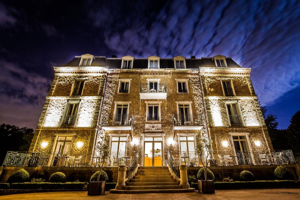 Logis Hotel & Restaurant - Le Manoir De Sauvegrain Saint-Lambert  Ngoại thất bức ảnh