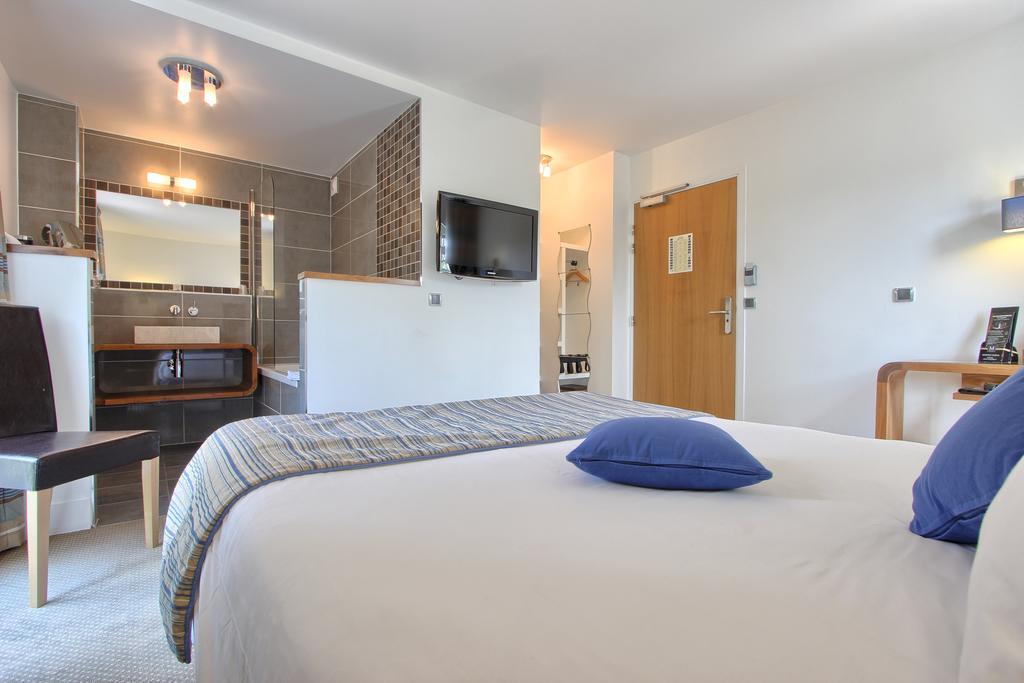 Logis Hotel & Restaurant - Le Manoir De Sauvegrain Saint-Lambert  Ngoại thất bức ảnh