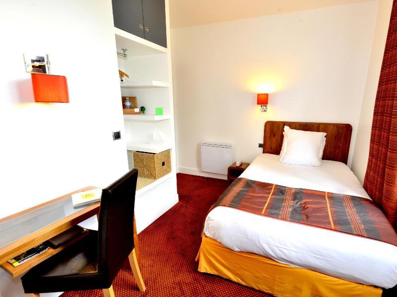 Logis Hotel & Restaurant - Le Manoir De Sauvegrain Saint-Lambert  Ngoại thất bức ảnh